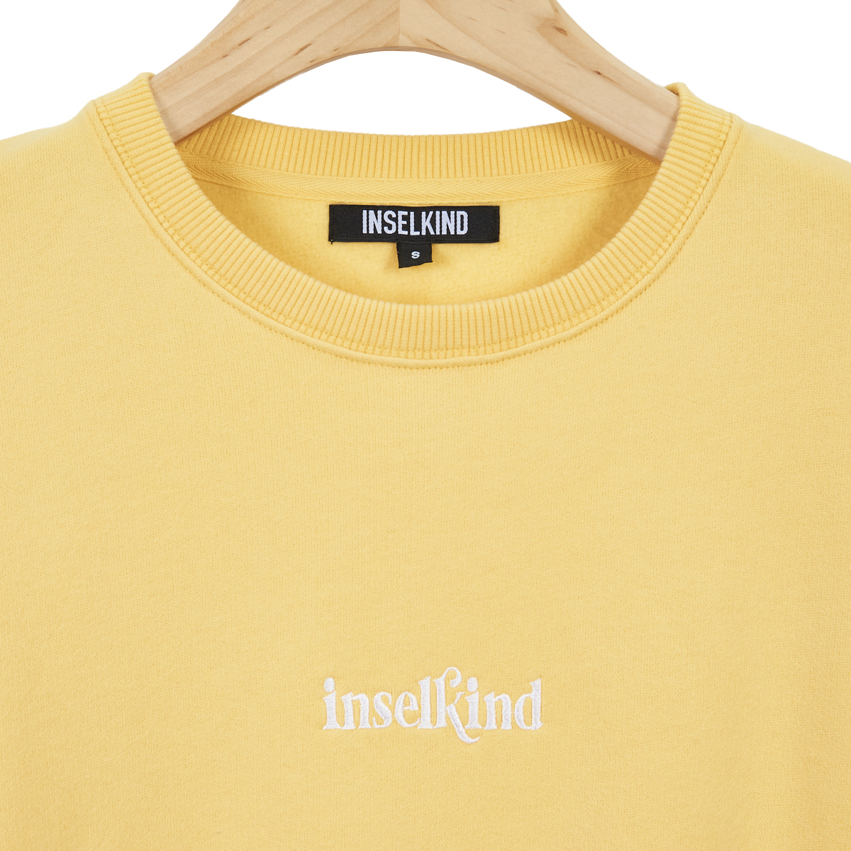 CREWNECK_WOMEN_SUNFLOWER-2_DETAIL-1